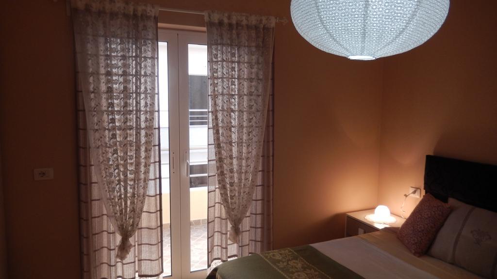 Jelena'S Luxury Apartments Sarandë Exterior foto